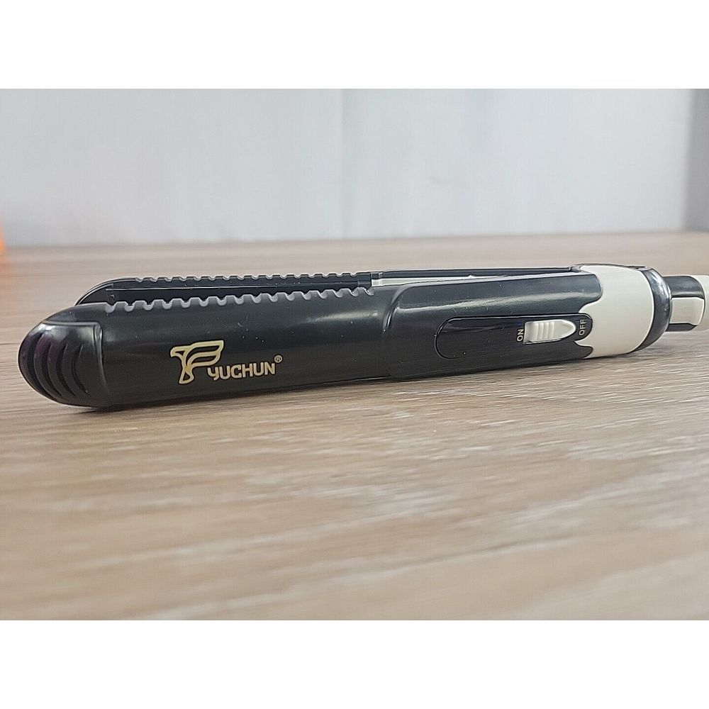 Yuchun‎ Professional Hair Straightener